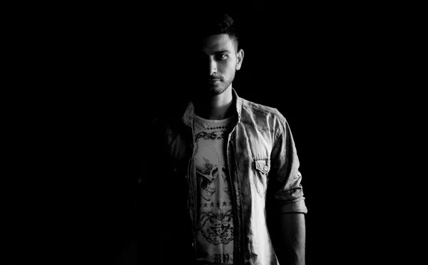 為什麼Sugar Daddy結束包養後還會回頭？揭開包養關係的「回鍋心理」